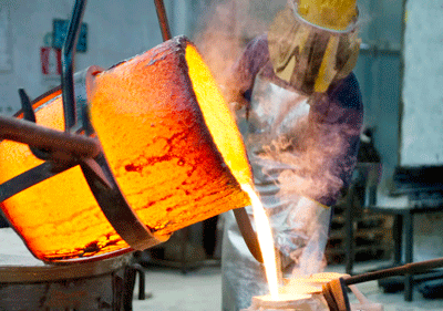 倒鋼水.gif 倒鋼水.gif